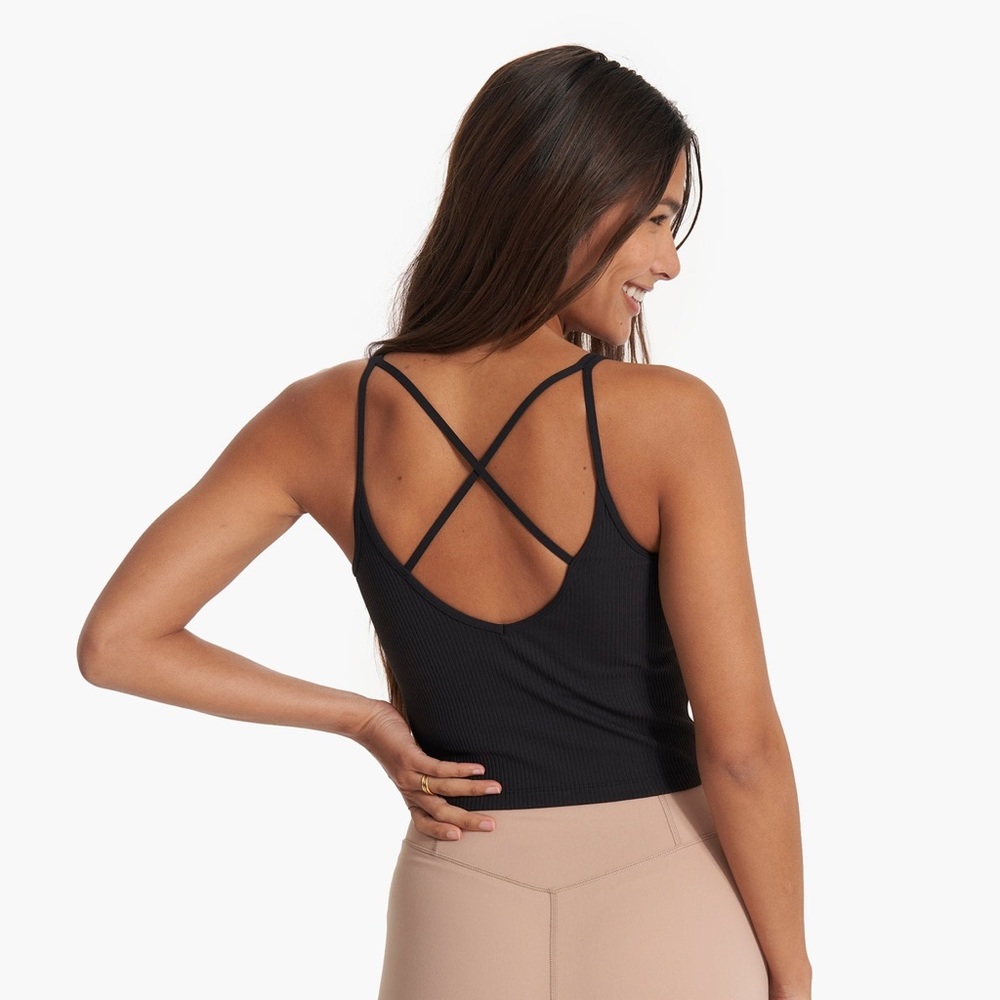 Vuori Ribbed Crop Tank